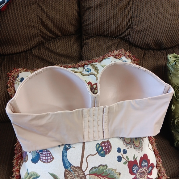 CACIQUE Size 44F Beige Smooth Boost Underwire Strapless Bra Excellent 44F - Picture 5 of 6